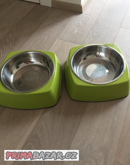 Misky v plastovém držáku Dog Fantasy