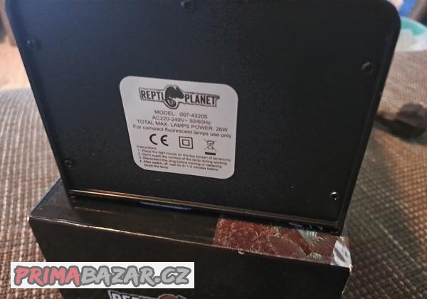 Terarijni svetlo Repti planet compact hood