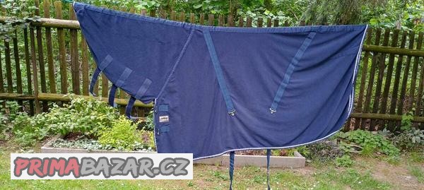 Prodám odpocovací deku s krkem velikost 155cm.