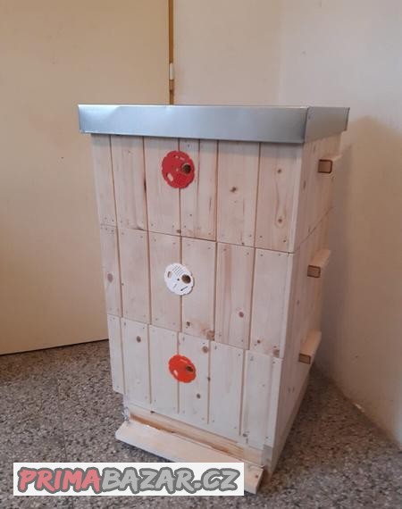 Včelí úly zateplené 39x24