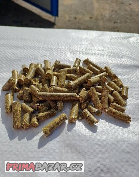 SLEVA Vojtěška pelety 8mm