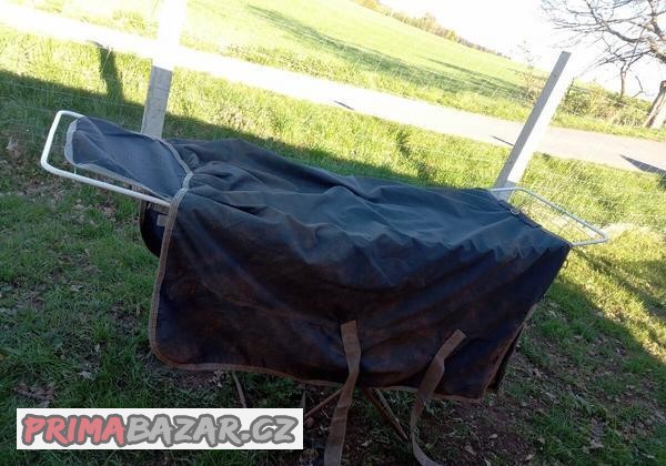 Výběhová deka QHP 100g 125 cm