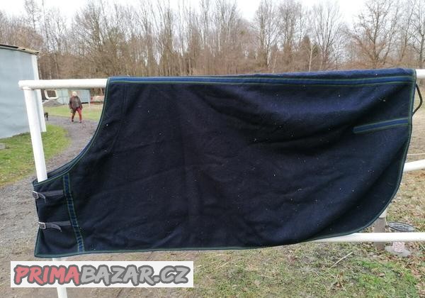 Teplá vlněná deka vel. 140cm / 2ks