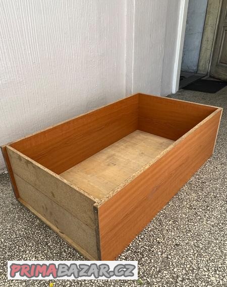 Porodní box pro štěňátka