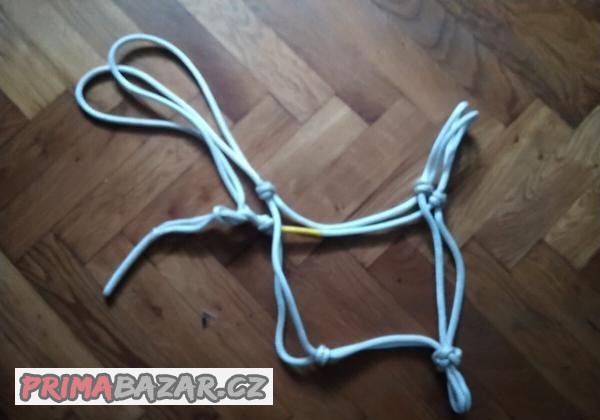 Prodám provazovou ohlávku vel. FULL