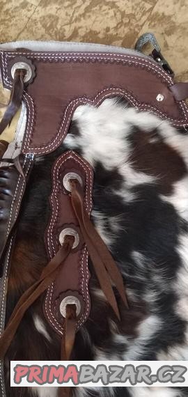Western, Chapsy chinks z hovězí kůže