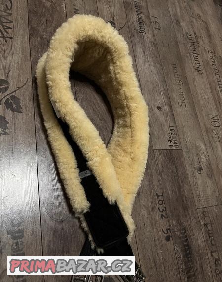 Podbřišník s pravým beránkem 140cm