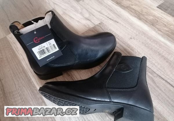 Kožené jezdecké perka