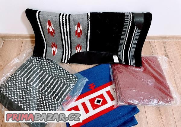 Westernová deka + tři show pady, vše nové s visačkou