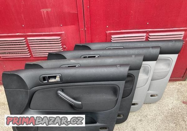 Tapec pravý přední VW Golf IV – OEM: 1J8867010