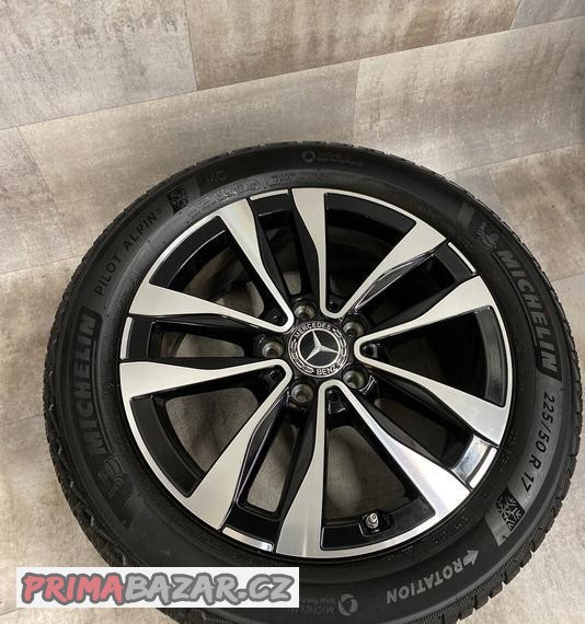 Originální Alu kola Mercedes-Benz C-Klasse 225/50/17 DOT23