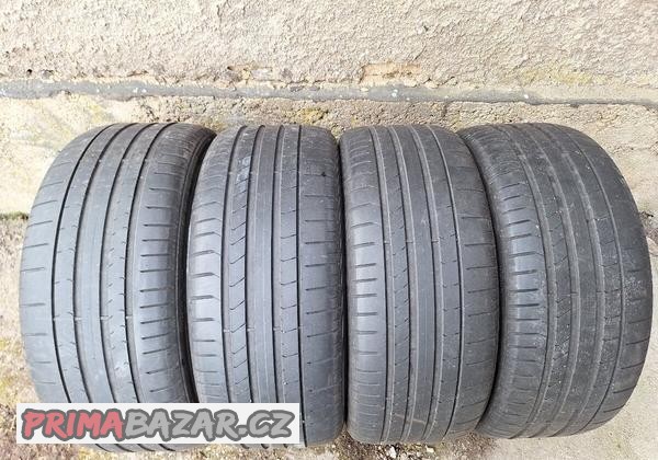 Letní pneu 235/35/19 Pirelli