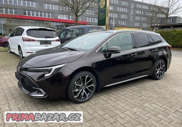 Corolla hybrid, Lounge, 8/2023, 6,5tis. km