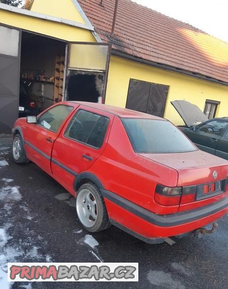 Vw Vento 1.9 TD 55 kw Top motor