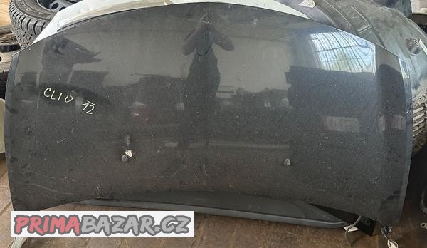 Kapota Renault Clio