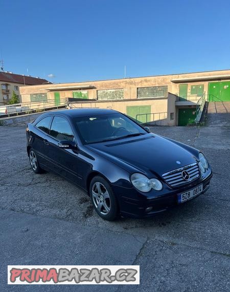 Mercedes C 180 kompresor kupé top top stav