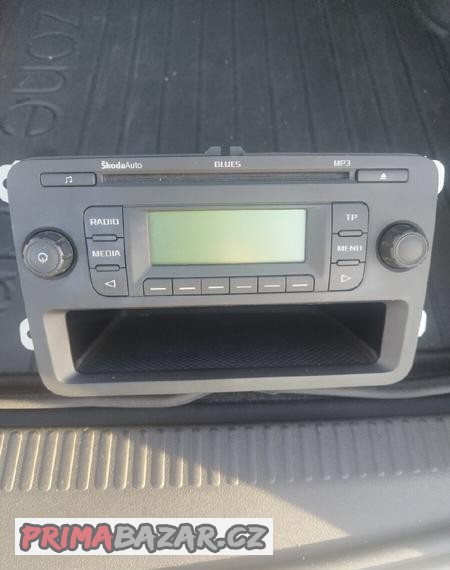 Prodam radio fabie 2