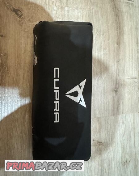 Vesta a trojuhelnik seat Cupra