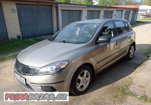 KIA Ceed 1,4 benzín, rok výroby 2010