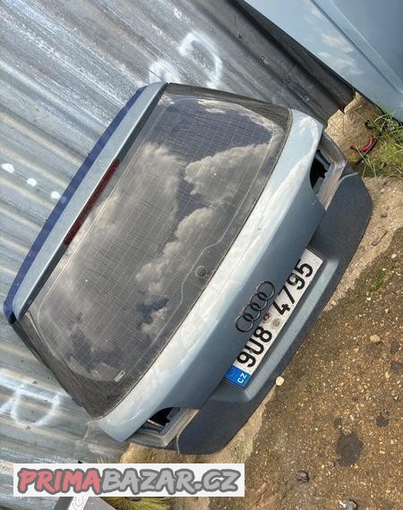 Audi A4 B7 kufr