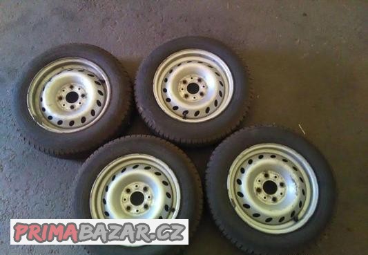 DISKY 4x98 + PNEU LETNÍ 155/70/13 VZOREK 6mm
