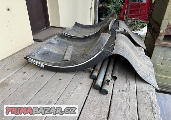 Vytěžený blatníky zadní Tatra T815 fekal 6x6
