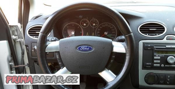 Ford Focus II / C Max - multifunkční volant (top stav)
