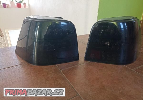Zadní led světla golf 4