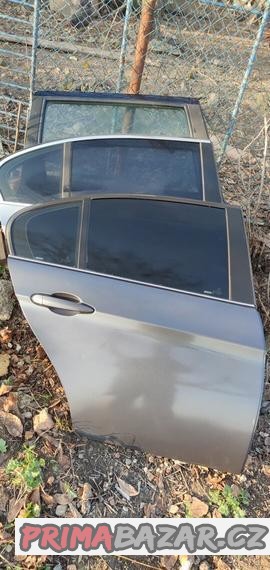 BMW E90 sedan, zadní pravé dveře