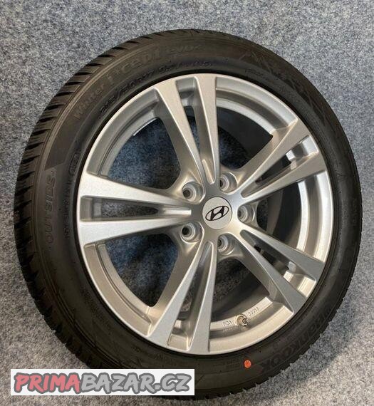Zánovní orig. zimní alu Hyundai KONA 215/50R17