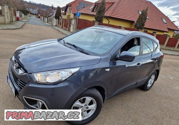 hyundai-ix35-2-0-benzin-4x4-120-kw-puvod-cr-1-majitel