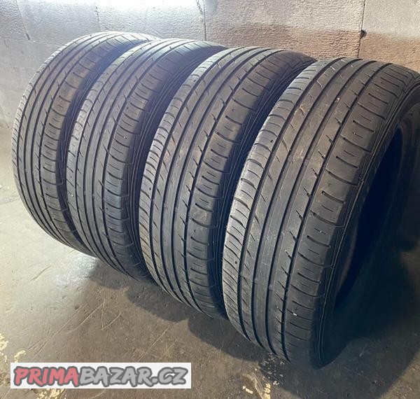 Letní pneu 215/60 R17 96H Falken 4-4,5mm