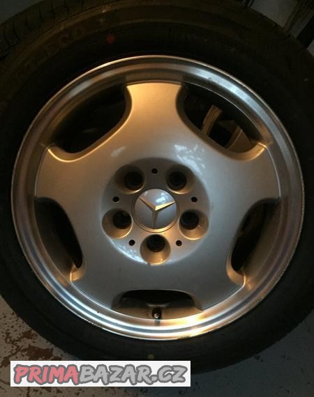 Mercedes Benz - Kola + pneu letní 205/55 R16