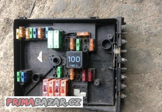 Pojistkový blok 1K0937124K 1K0937125 Škoda Octavia II