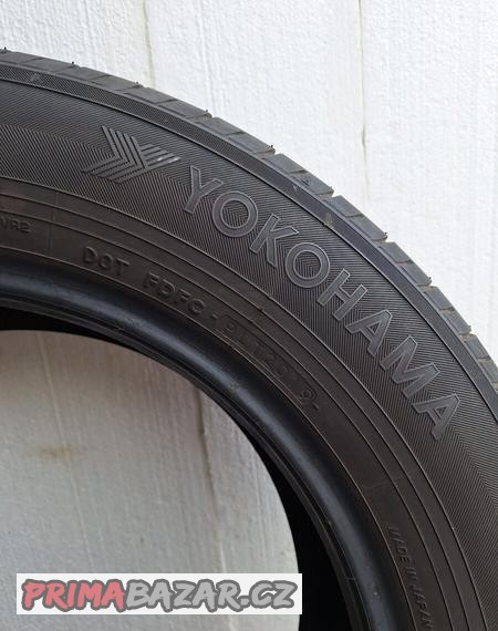 225/60 R17 YOKOHAMA