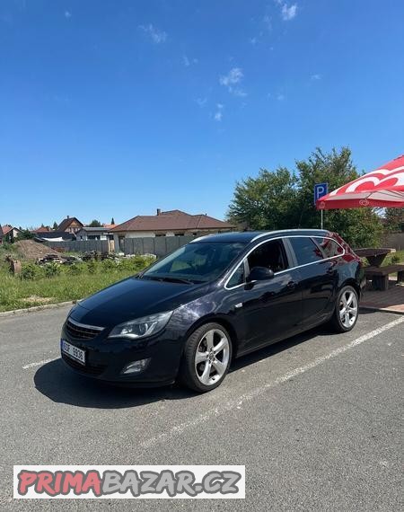 Opel Astra j sport tourer 1.7 cdti 92kw