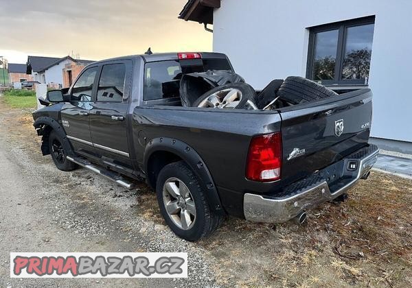 Dodge Ram 4x4 5.7 HEMI 2017r