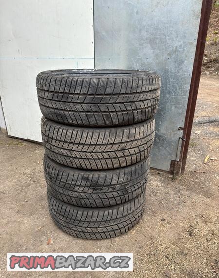 ZIMNÍ PNEU Barum Polaris 5 205/45 R18 90V