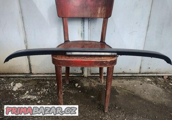 Citroen c4 (b7) horni kridlo patych dveri