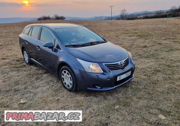 Toyota Avensis,1.6i 97kw 1.MAJ. NOVÁ STK, SERV.KNIHA