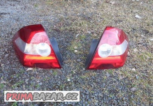 Renault Megane sedan 02-05 PZ lampa