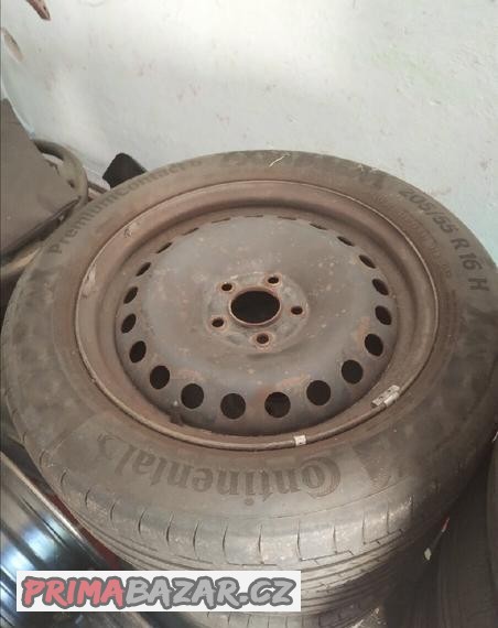 PRODÁM KOLA FORD MONDEO LETNÍ