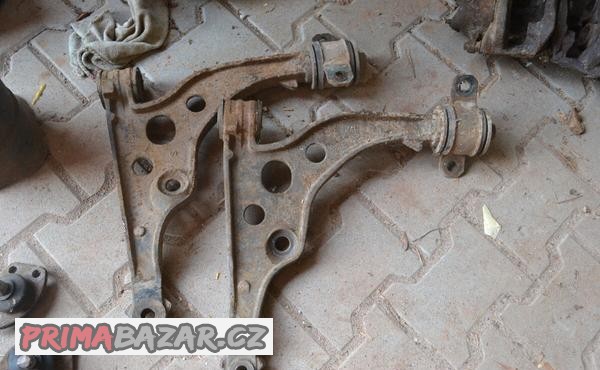 Peugeot Boxer 2,5 tdi r.v. 99 ,  spodní ramena etc. DJ5TED