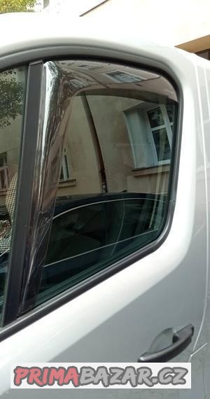 Ofuky Renault Trafic