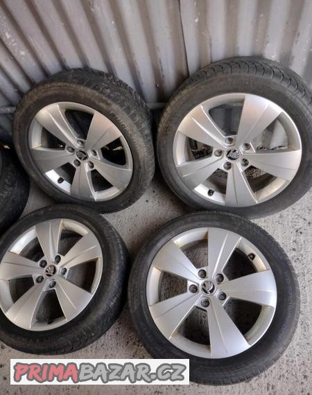 4ks alu disky orig. Škoda 5x112 R17 + pneu