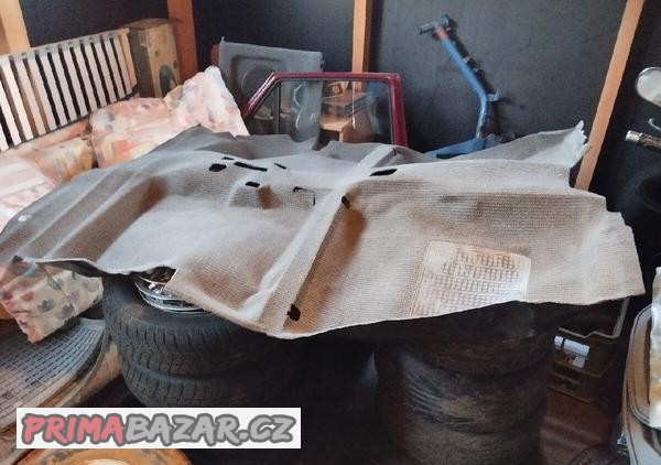 Nový nikdy nepoužitý originální koberec Škoda Favorit/Forman