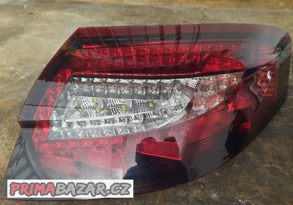 Porsche 911, pravé LED světlo