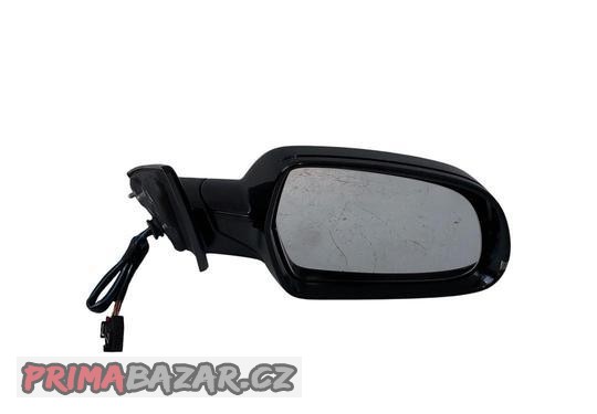 Pravé zrcátko černá metalíza LYPB Audi A5 8T r.v. 2011