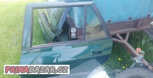 Peugeot 406 levé zadní dveře