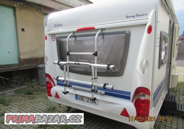 Karavan Hobby 460